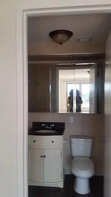 Rented by Niko International Brokerage | media 19