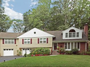 27 Fremont Rd, Sleepy Hollow, NY 10591