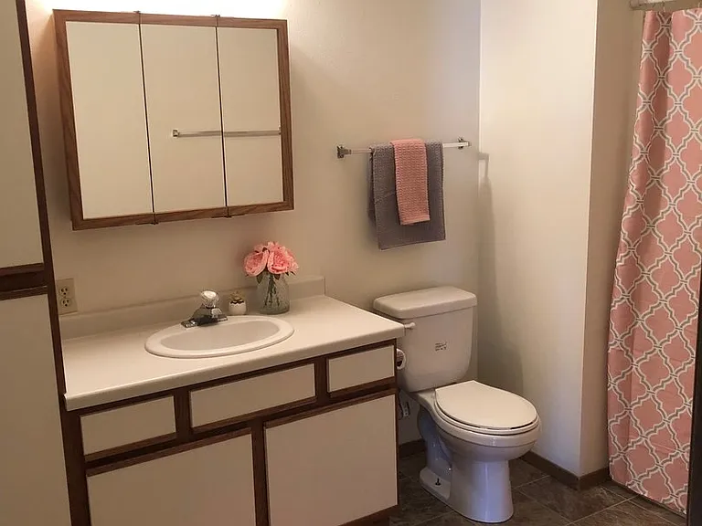 Archway Apartments — Photo 25