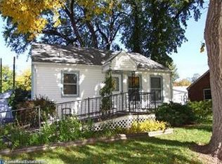 5050 Sherwood Dr, Lincoln, NE 68504