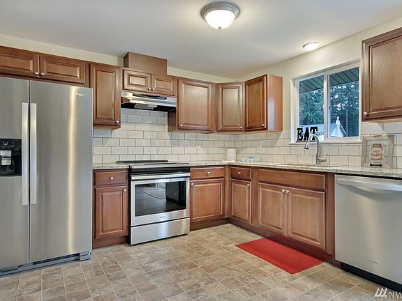 3rd image of 2804 Forest Park Ct E