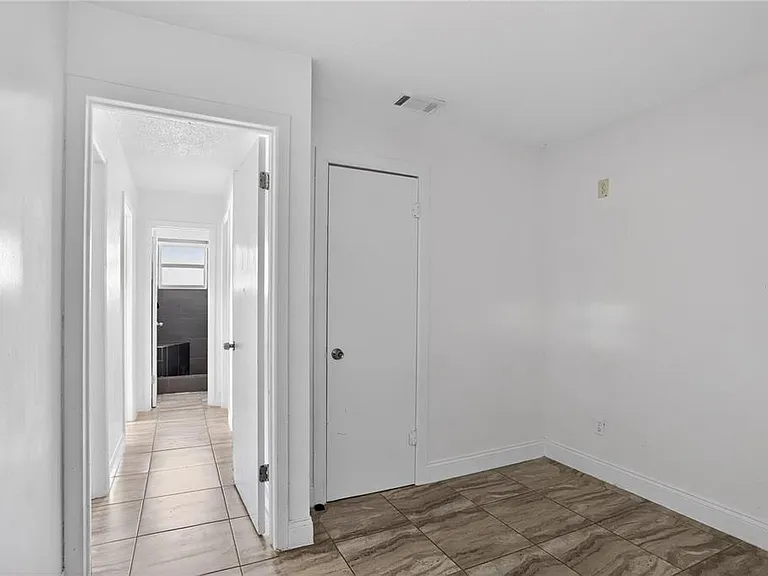 8071 Rhea Cir #B — Photo 13