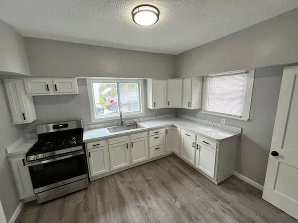 (undisclosed Address), Akron, OH 44310