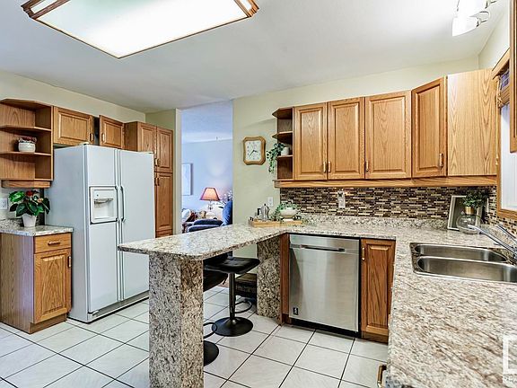 5th image of 6723 40th Ave NW