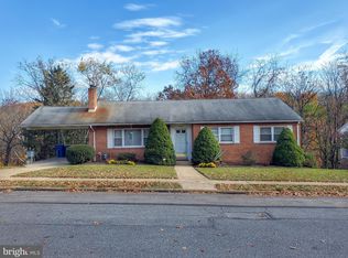 3886 Dawn Mar St, Harrisburg, PA 17111