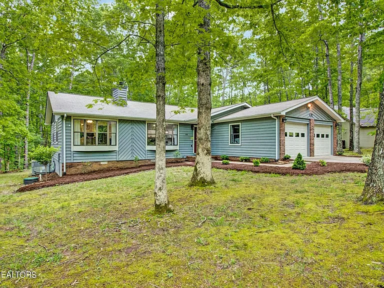 111 Devon Rd — Photo 7