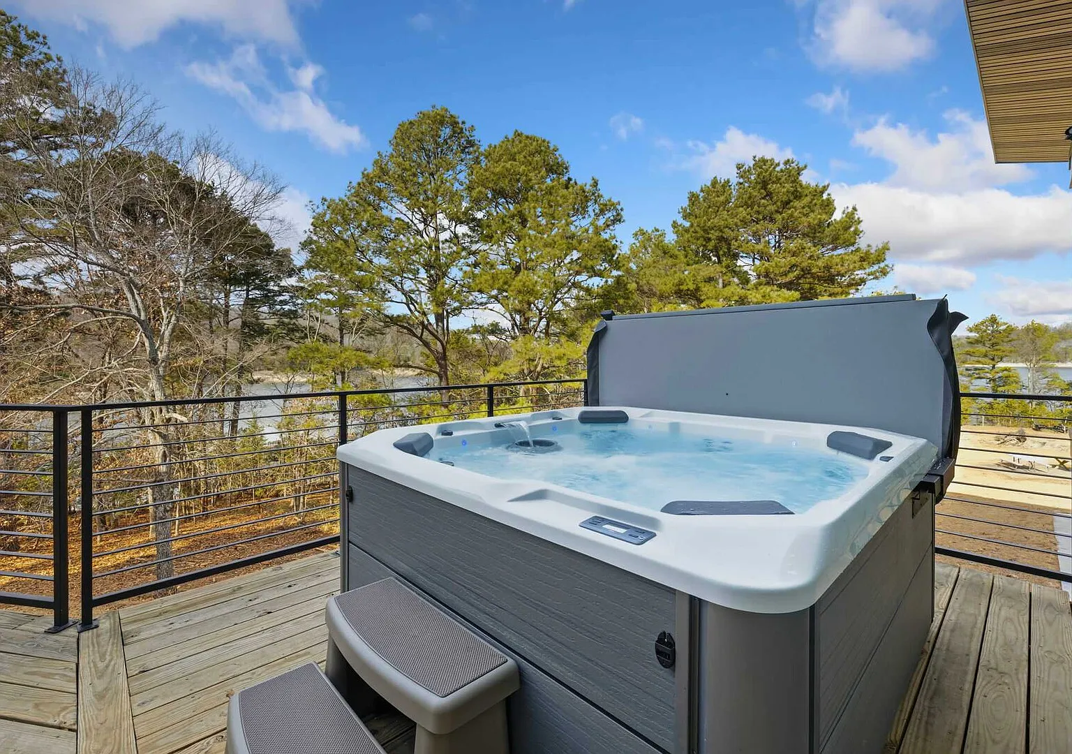 Lakeside Luxe-Lake Access-Hot Tub-Amazing Patio — Photo 1