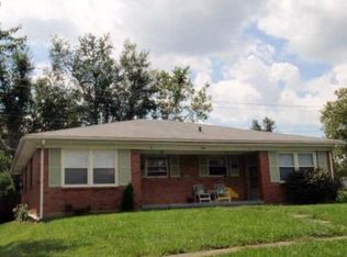2160 Winterberry Dr, Lexington, KY 40504
