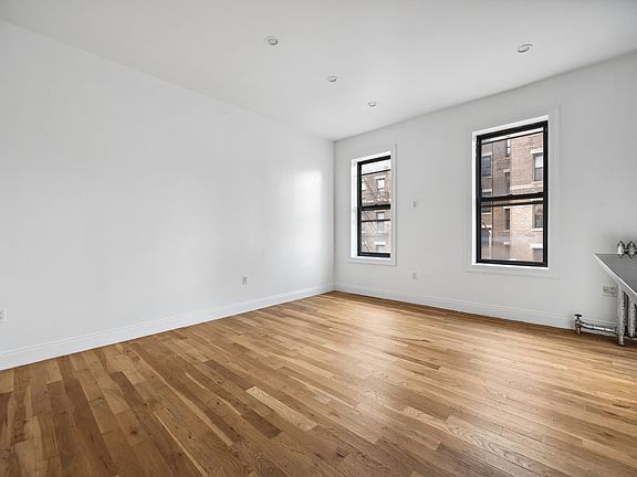 4th image of 2013 Amsterdam Ave #3B
