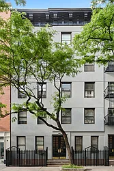 313 West 47th Street in Hell&#39;s Kitchen