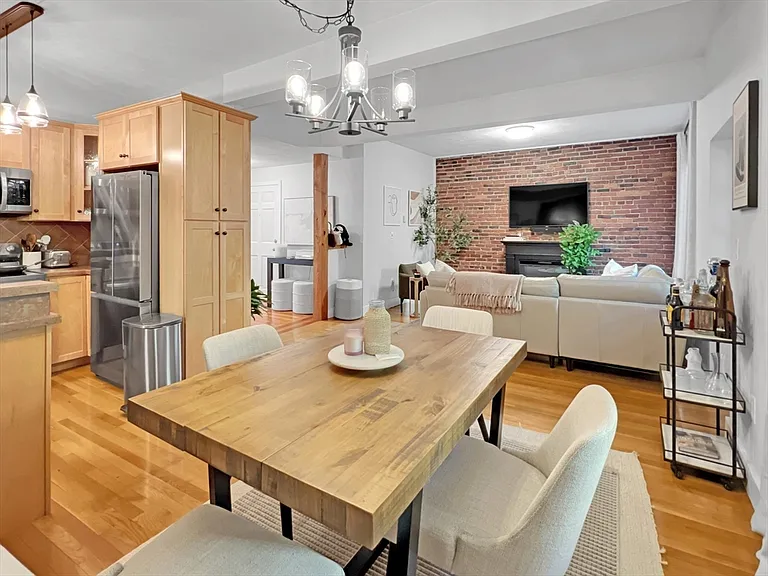 92 Florida St #1 — Photo 6