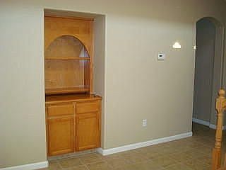 4th image of 1840 Piedmont Dr