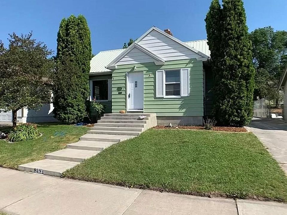 263 7th St.