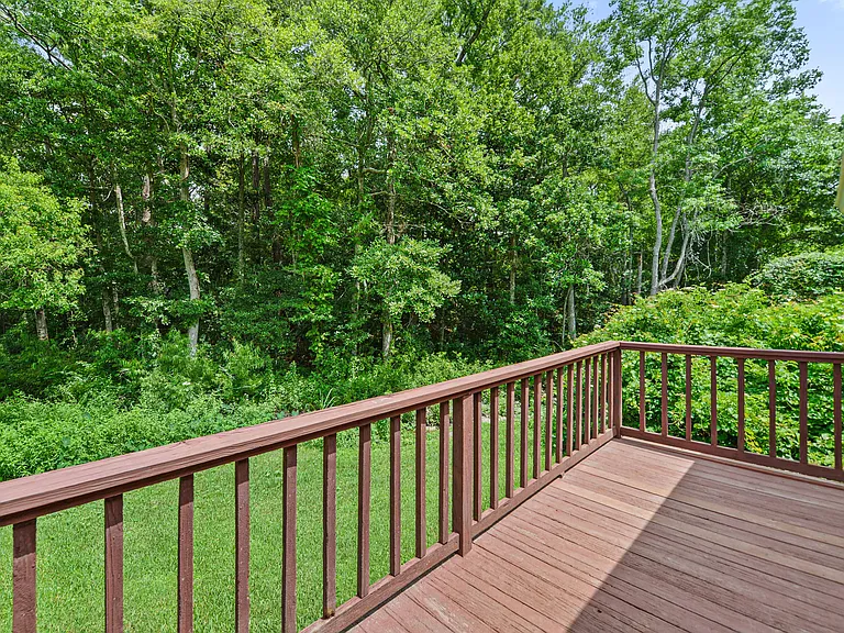 111 Winchester Dr — Photo 19