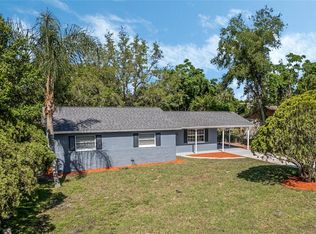855 Vincent Dr, Mount Dora, FL 32757