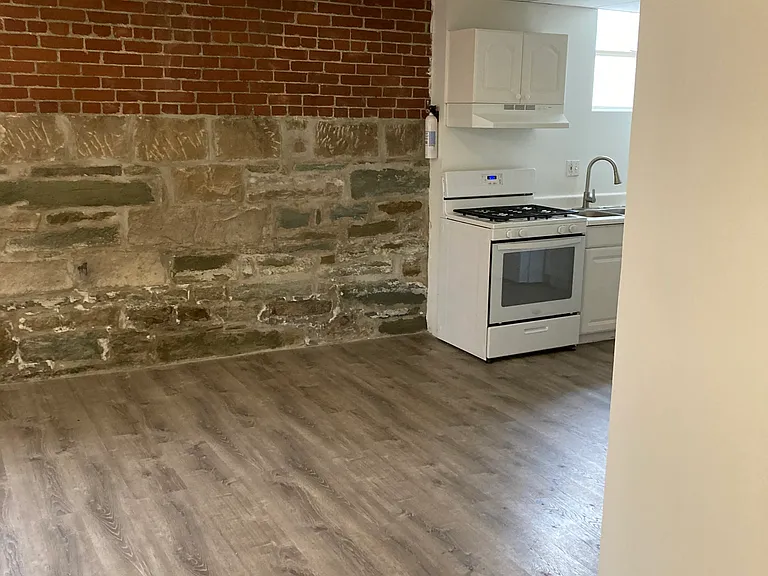 5752 Ellsworth Ave #11-C — Photo 3