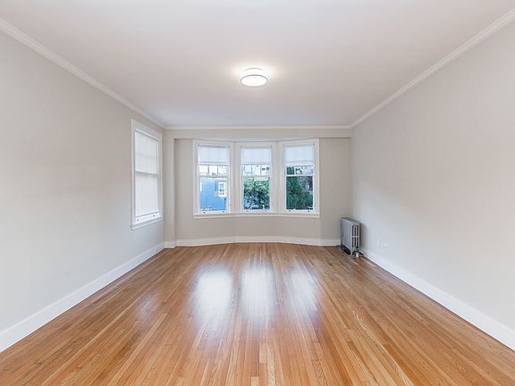 2nd image of 2224 Leavenworth St #501