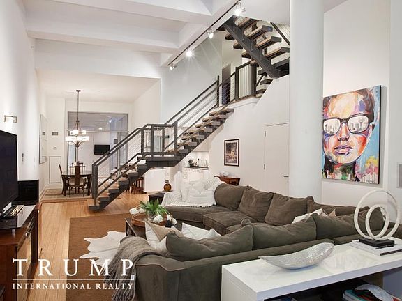 2nd image of 415 Greenwich St #Townhouse C