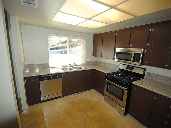 3rd image of 6601 Verhoven Ct