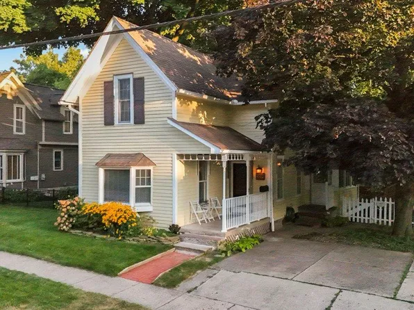 442 Butler St, Northville, MI 48167