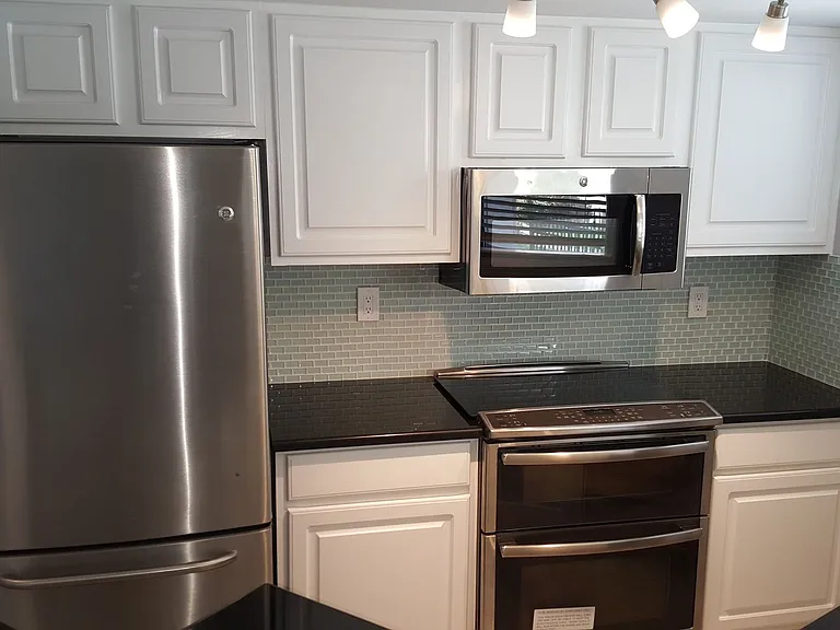 2500 Burleson Rd #304 — Photo 5
