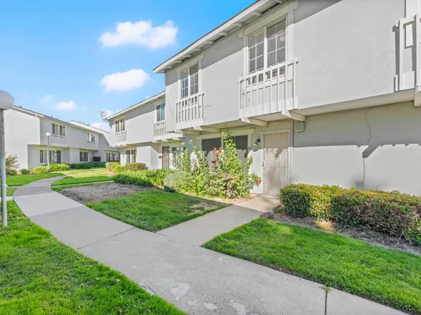 63 Omaha Ct, Sacramento, CA 95823