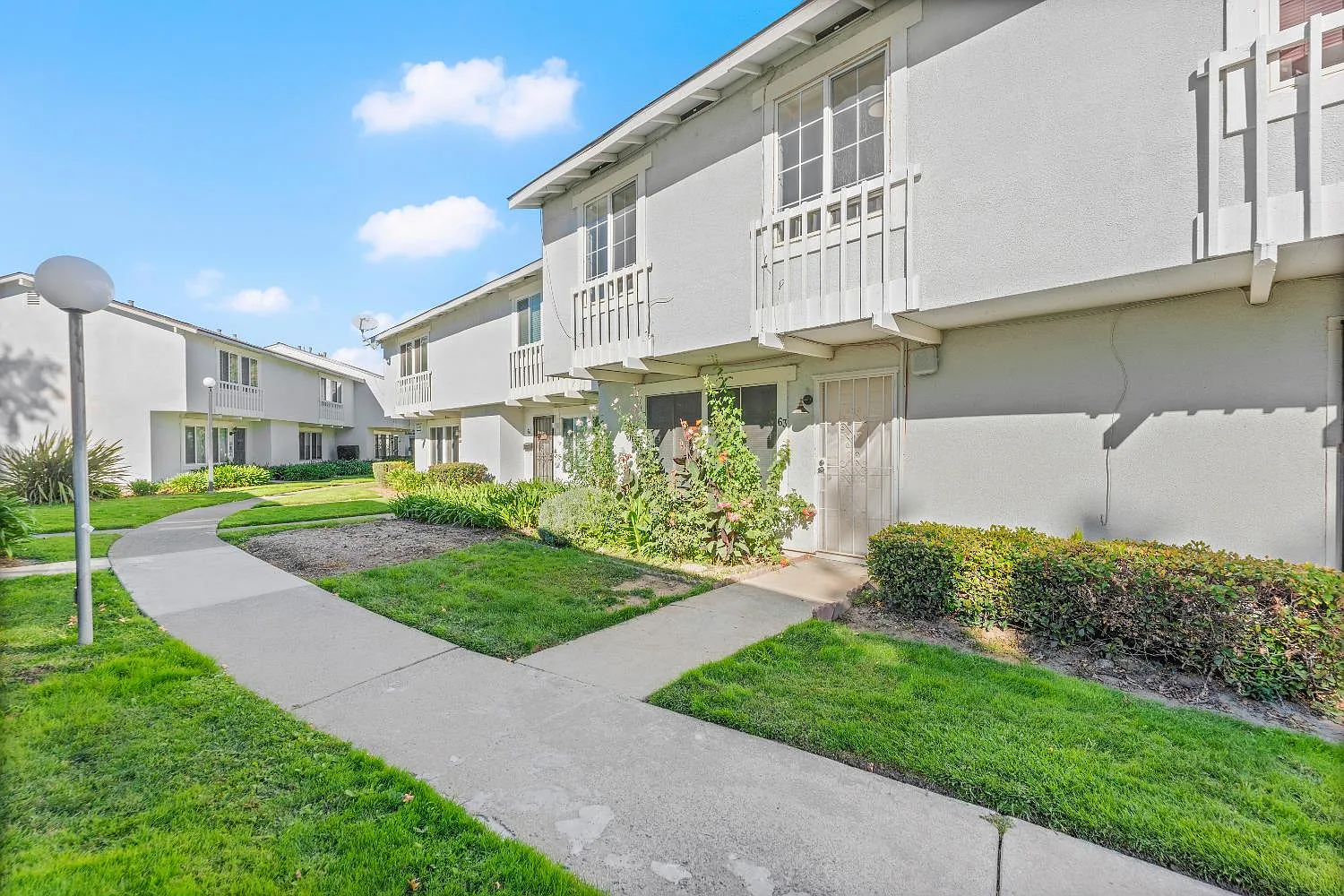 63 Omaha Ct photo 1