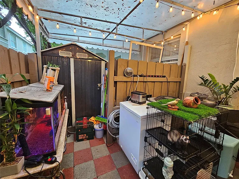 1661 SE 28th St #105 — Photo 25