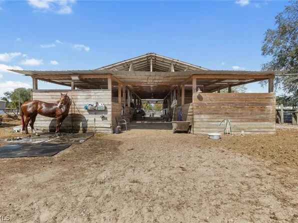 355 S Sendero St, Clewiston, FL 33440