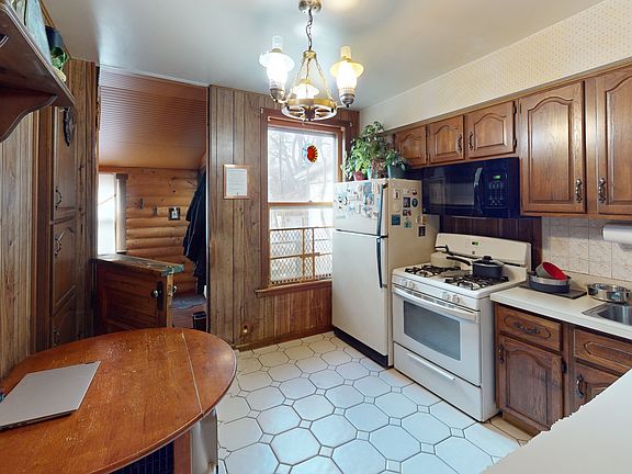 4th image of 4842 N Kildare Ave