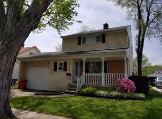 22127 Birchwood Ave, Eastpointe, MI 48021