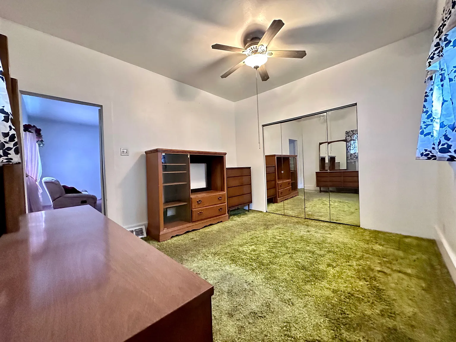 2 bed, 752 sqft, $1,200 — Photo 4