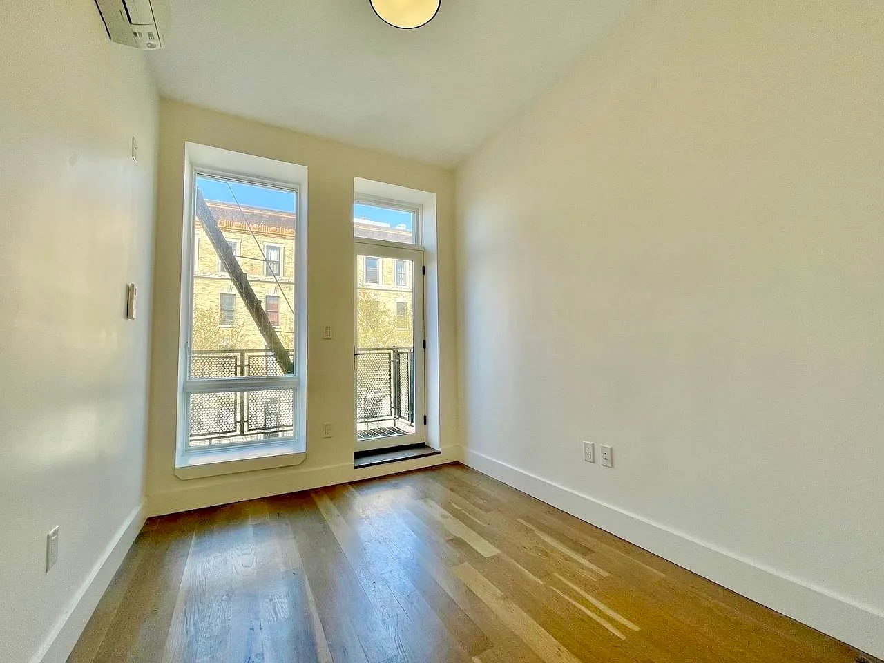 1052 Dean Street — Photo 3
