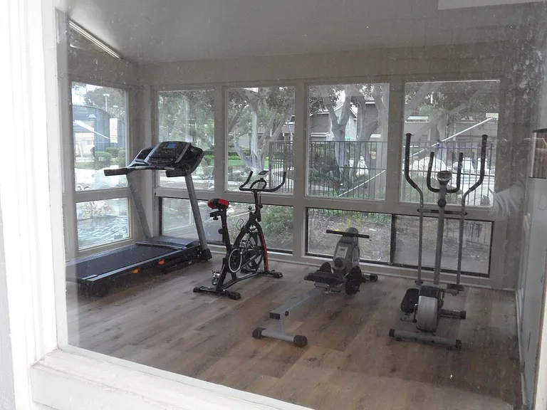 172 Streamwood — Photo 25