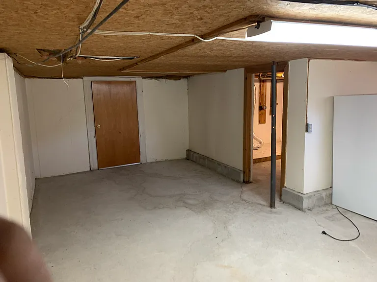 2 Uscg Housing Dr — Photo 17