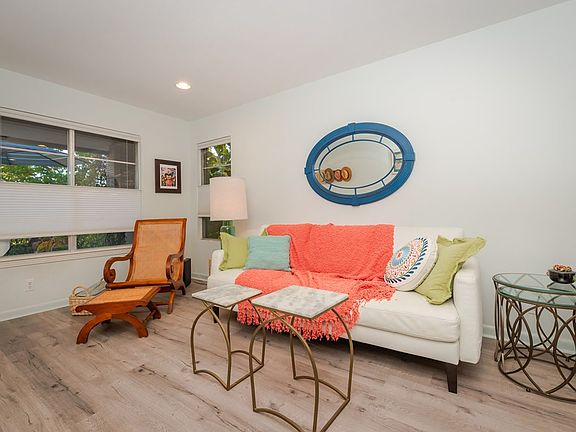 5th image of 1709 Picton Ln