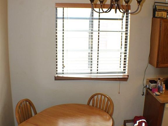 5th image of 700 Shoshone Ave Unit 14