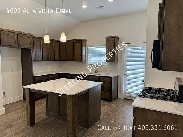 4003 Alta Vista Dr — Photo 9