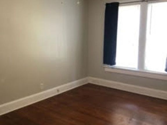 5th image of 660 Ockley Dr APT 5