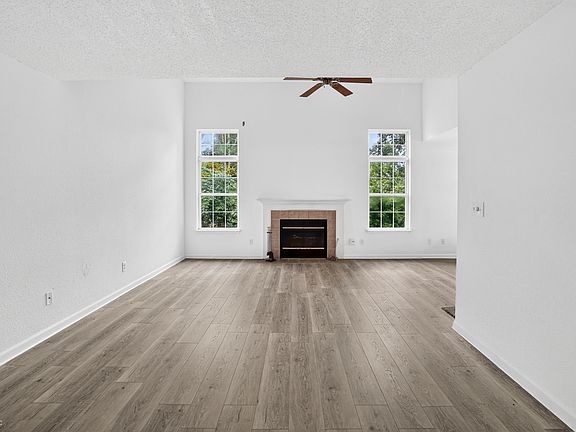 5th image of 6002 Draycott Dr