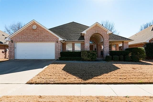 1st image of 3958 Wisteria Ln