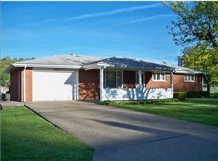 908 Ohio Ave, Jeannette, PA 15644