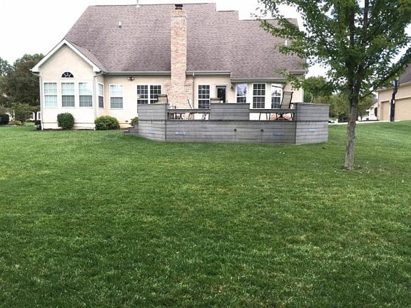 3rd image of 1295 Weisner Pl