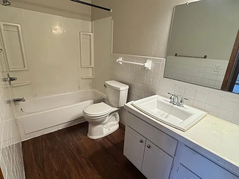 4510 Rhode Island Ave N — Photo 4