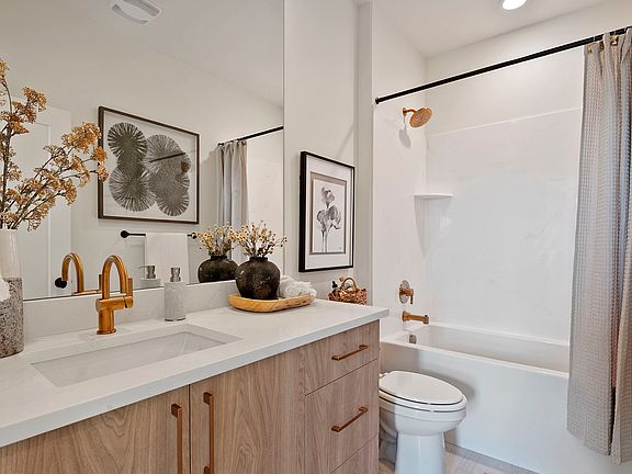 4th image of 7257 S Nightshade Way W #291
