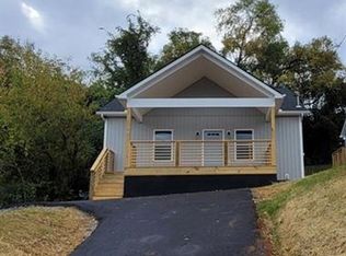 1744 Reynolds St, Knoxville, TN 37921