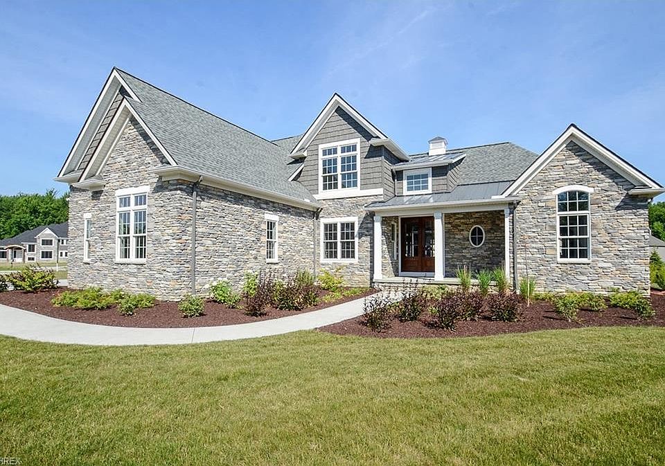 1st image of 1856 Bur Oak Dr