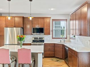 1830 Spring Creek Dr, Carver, MN 55315