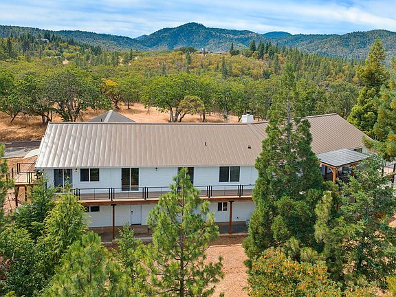 2nd image of 831 Juanita Way