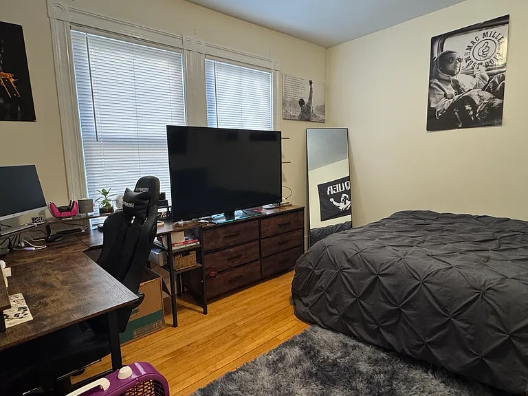 346 Faneuil St #4 — Photo 15